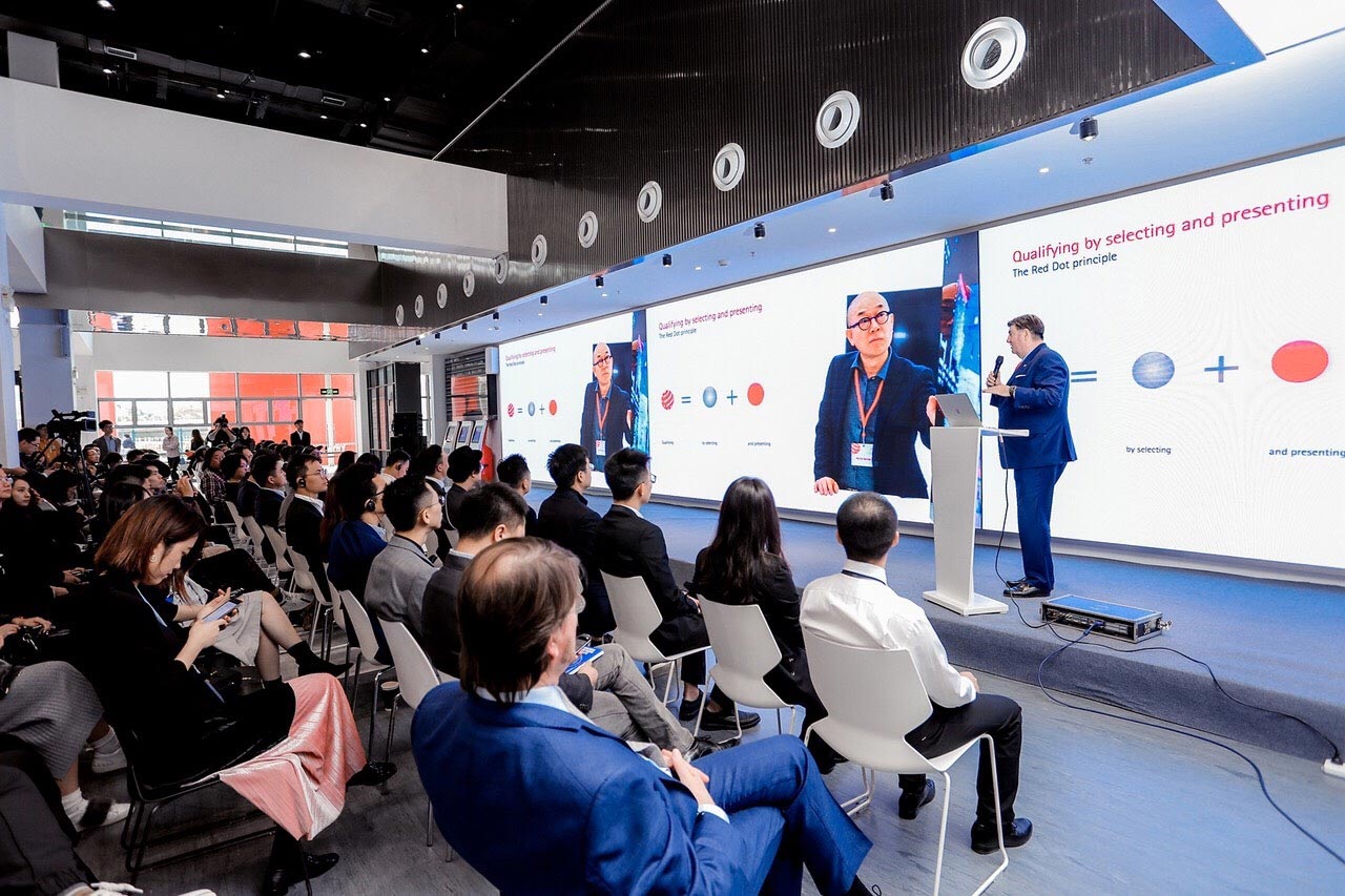 888官网科技“申报核验一体机”荣获“2020现代好设计奖”