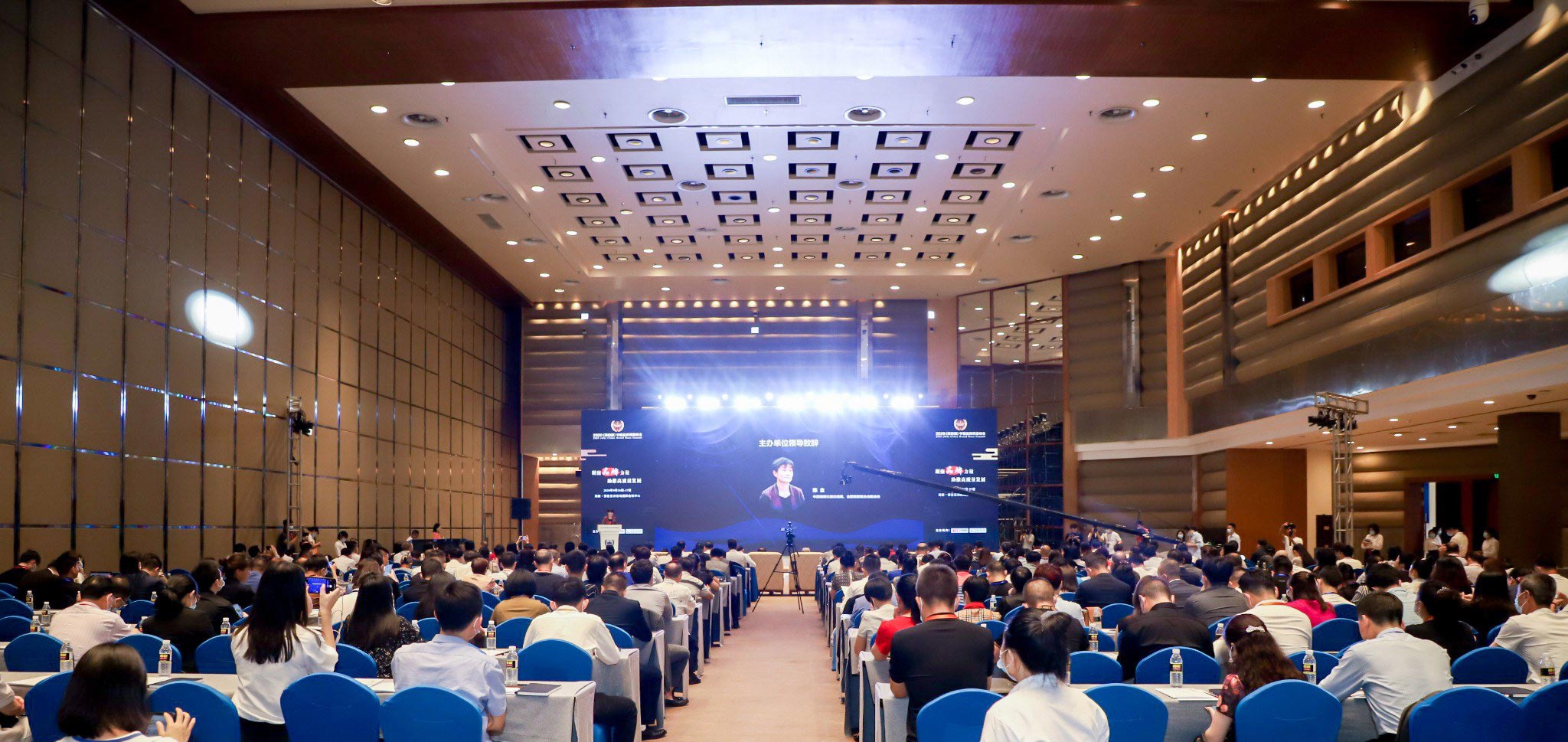 888官网科技荣获“中国自主品牌500强”和“中国（行业）标志品牌”称号