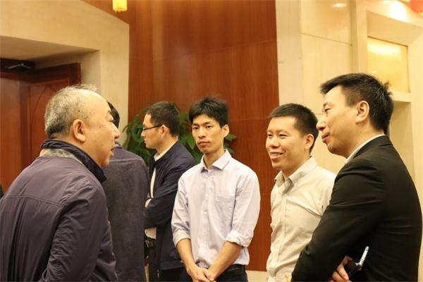 888官网Maxvision移动式多职能路路交通安全法律信息采集仪通过专家评审