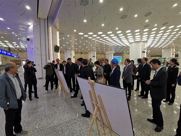 20岁的澳门特区，，，，，，，，23岁的888官网科技