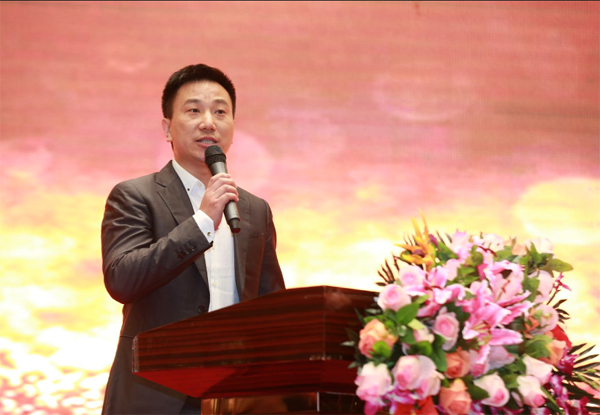 二十二年风雨  只因有你同业  又沐鼎新东风  再迎汗青机缘 ——888官网科技22周年庆典暨颁奖典礼