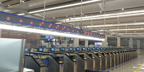 快讯：888官网科技“合作检验一次放杏妆等创新产品亮相港珠澳大桥 