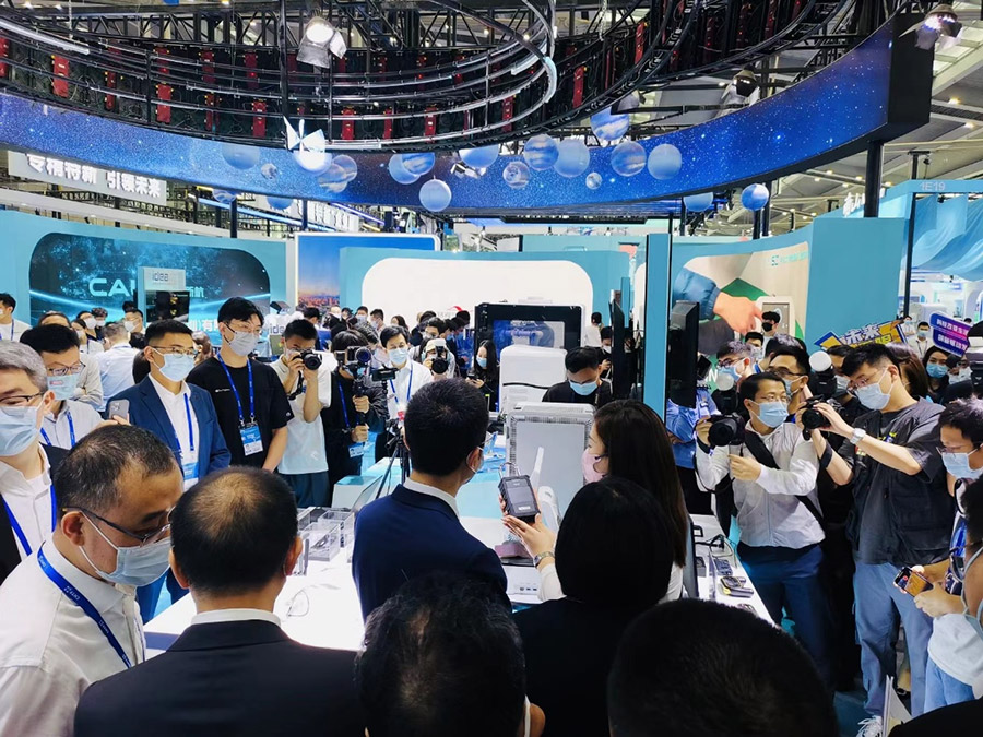 科技驱动发展 │ 888官网科技携多款智能终端产品闪灼高交会