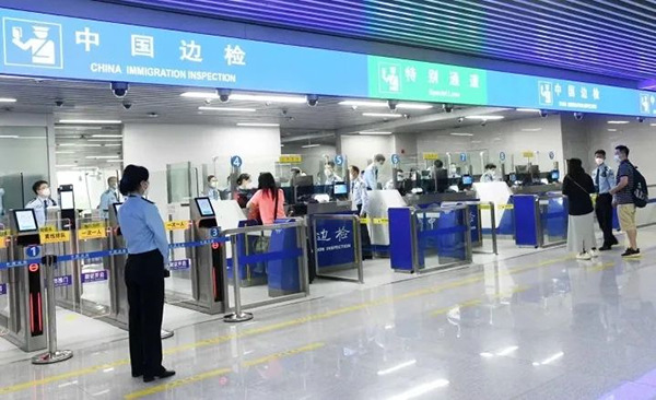 888官网科技建设大湾区水上跨境新通路，，，，，，琶洲港澳客运港口正式对表盛开